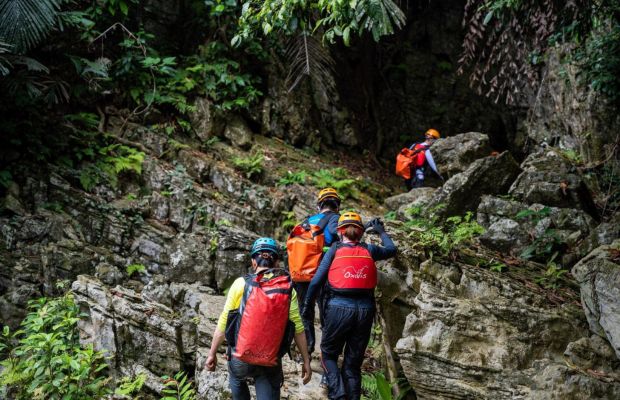 Trekking to Tu Lan Cave